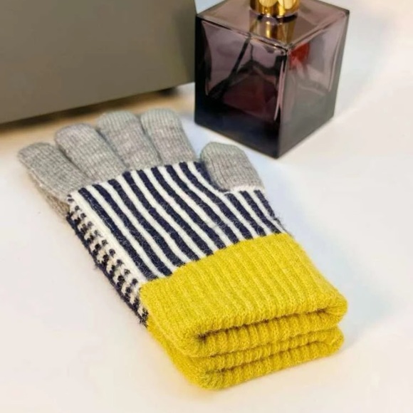 Houndstooth Herringbone Pattern Color Block Gloves Yellow Gray Warm Soft Stripes - Picture 5 of 12